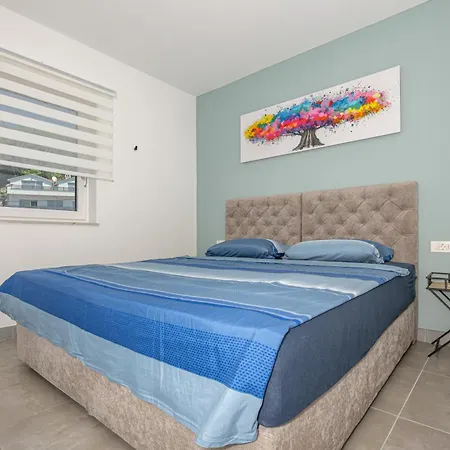 Lana 5 Apartman